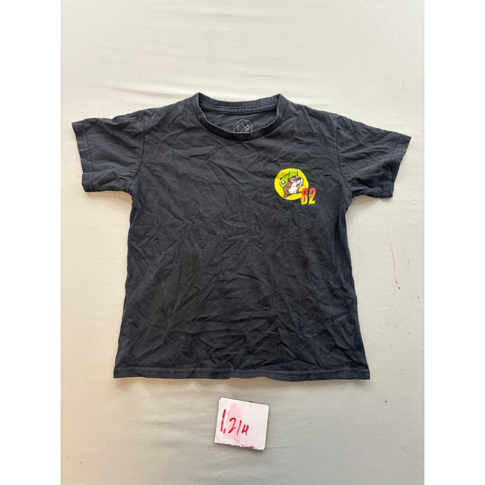 Buc-ee's Pit Stop Red Truck Graphic T-Shirt Black Youth Medium 82 Beaver Mascot